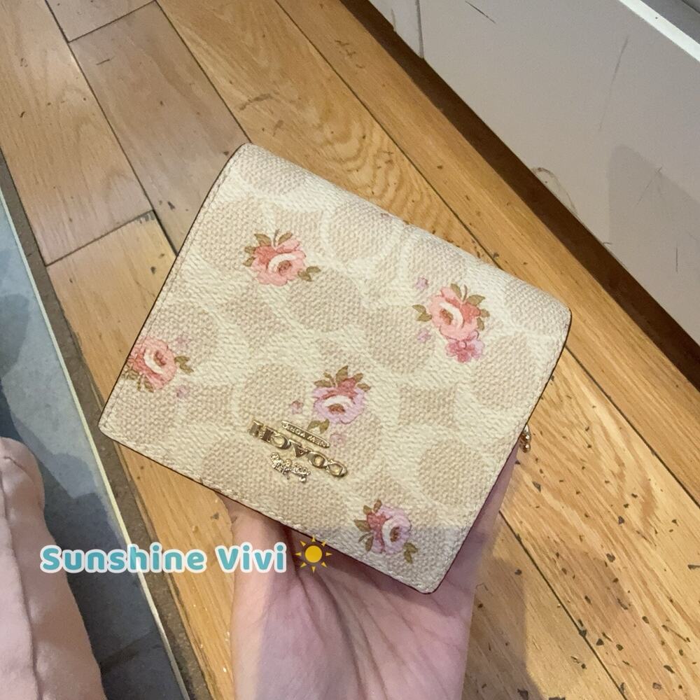 NWT Coach CAR14 Snap Wallet In Signature Canvas With Floral Print Gold/Sand